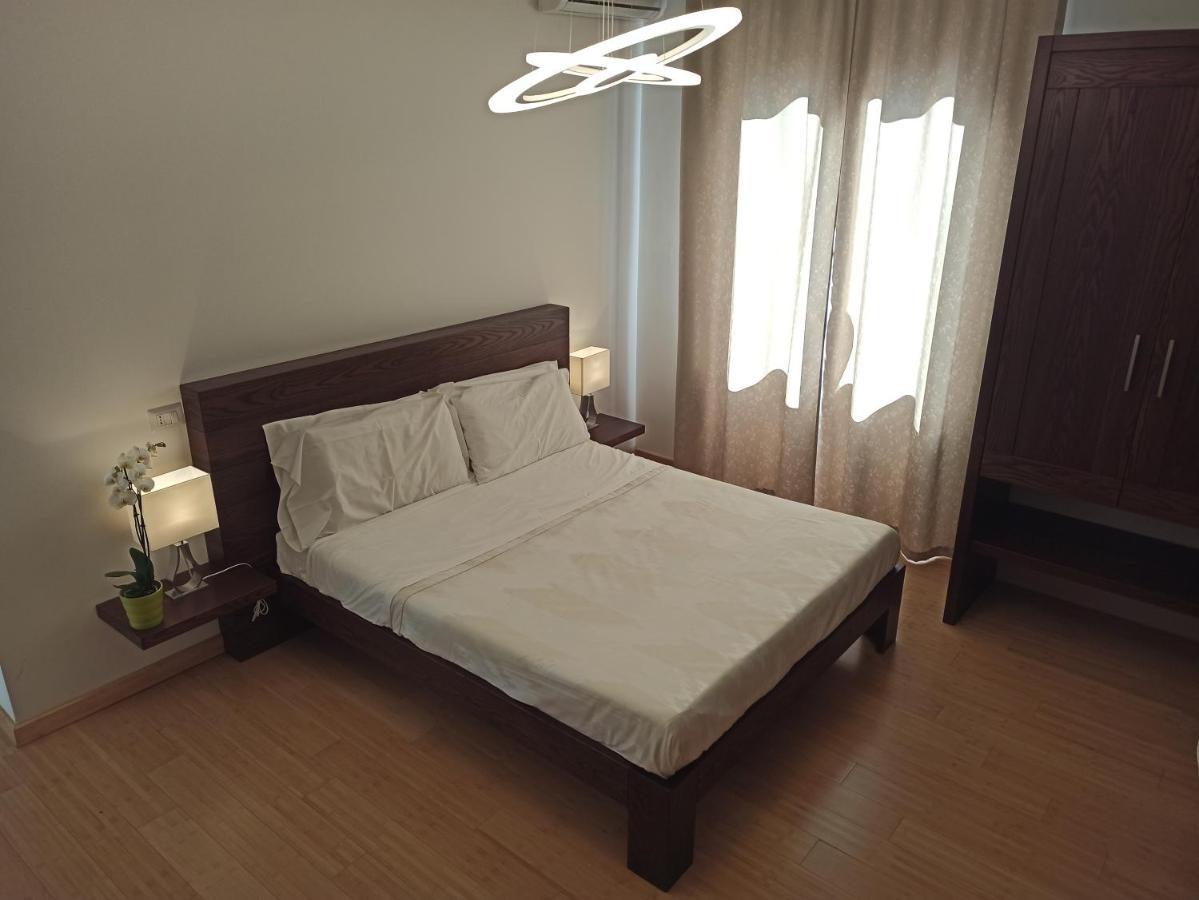 B&B Suite And Rooms San Giovanni Rzym Zewnętrze zdjęcie