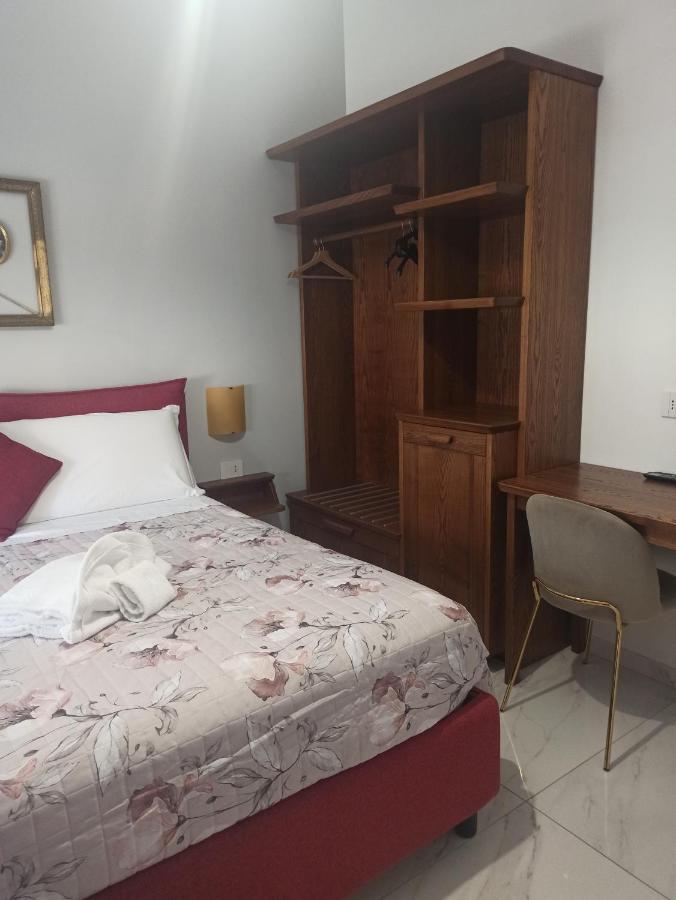 B&B Suite And Rooms San Giovanni Rzym Zewnętrze zdjęcie